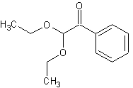 2,2-二乙氧基苯乙酮结构式